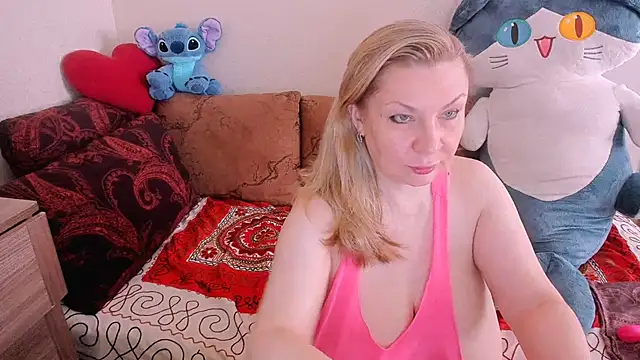 KerryBlareX online show from April 2026 11:33:02 AM