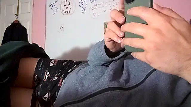 uncuthubs online show from October 2025 04:25:02 AM