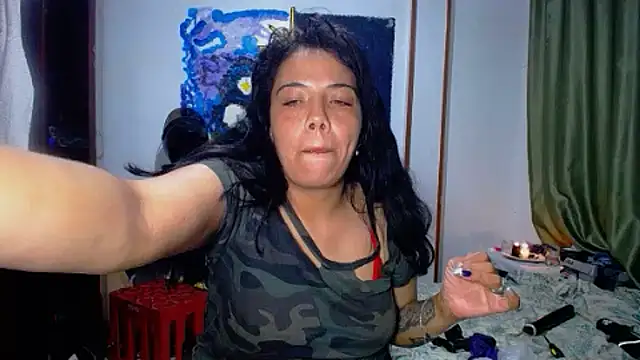 AmaraRoberts420 online show from June 2026 01:40:01 AM
