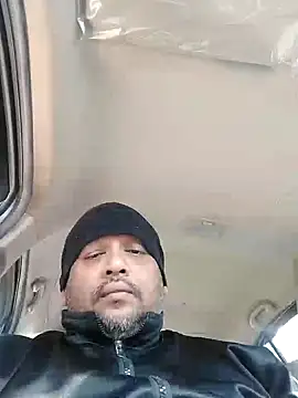 Snapshot of Dick_6inches chatting on February 2025 04:57:02 AM Dick 6inches online show from February 2025 04:57:02 AM