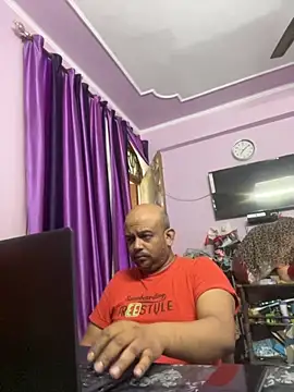 Snapshot of Dick_6inches chatting on October 2025 01:36:02 AM Dick 6inches online show from October 2025 01:36:02 AM