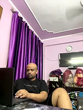 Snapshot of Dick_6inches chatting on October 2025 03:01:02 PM Dick 6inches online show from October 2025 03:01:02 PM