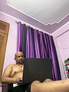 Snapshot of Dick_6inches chatting on October 2025 02:18:02 PM Dick 6inches online show from October 2025 02:18:02 PM