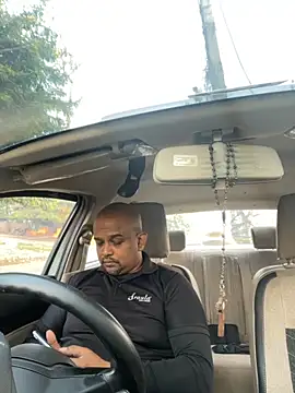 Snapshot of Dick_6inches chatting on November 2025 01:50:02 AM Dick 6inches online show from November 2025 01:50:02 AM