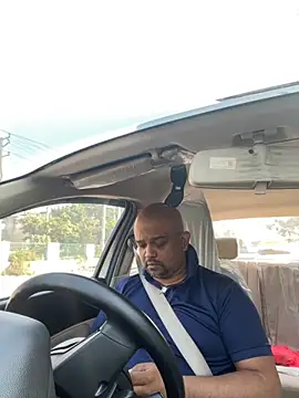 Snapshot of Dick_6inches chatting on November 2025 04:07:02 AM Dick 6inches online show from November 2025 04:07:02 AM