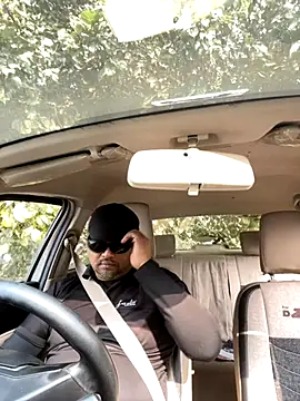 Snapshot of Dick_6inches chatting on November 2025 04:45:02 AM Dick 6inches online show from November 2025 04:45:02 AM