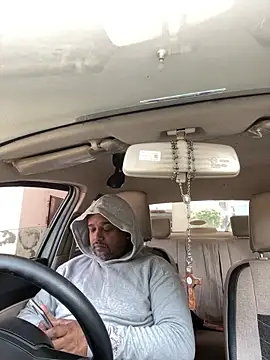 Snapshot of Dick_6inches chatting on November 2025 06:15:01 AM Dick 6inches online show from November 2025 06:15:01 AM