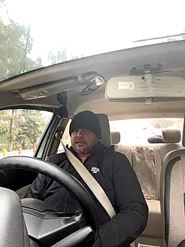 Dick 6inches online show from January 2026 05:10:02 AM