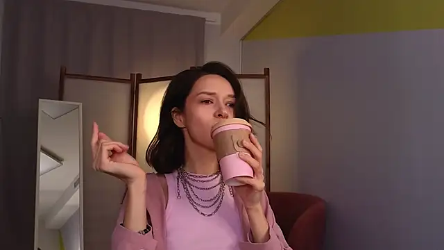 VivianLy  online show from February 2025 09:54:01 AM