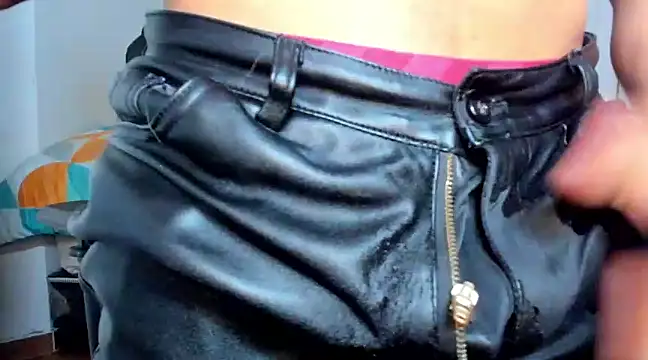 Tommy Bred online show from March 2025 09:59:01 PM