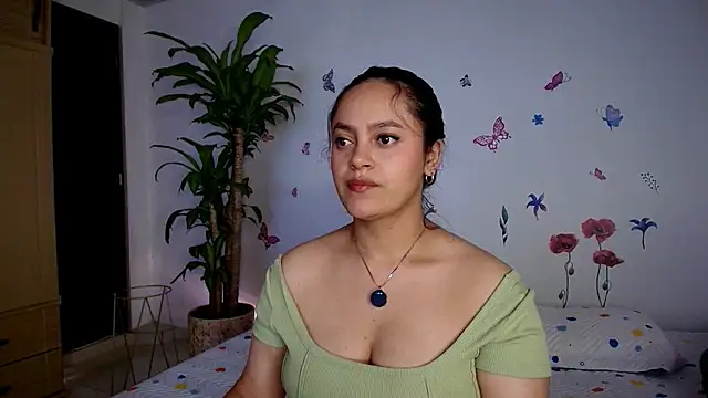 Snapshot of VICTORIABLACK_@xh chatting on April 2026 07:25:01 PM VICTORIABLACK xh online show from April 2026 07:25:01 PM