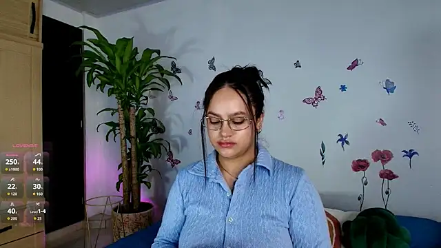 Snapshot of VICTORIABLACK_@xh chatting on April 2026 09:01:02 AM VICTORIABLACK xh online show from April 2026 09:01:02 AM