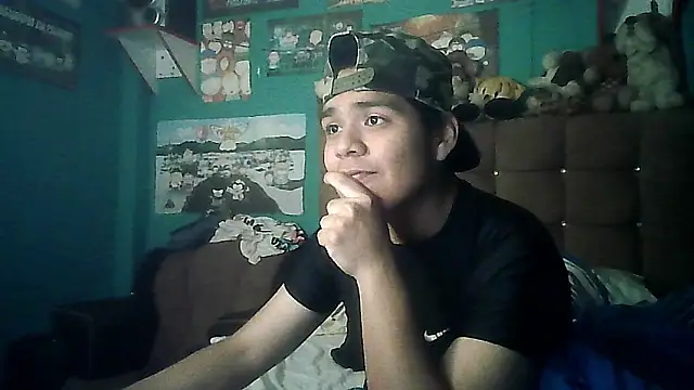 Valesh20 online show from November 2025 01:11:01 AM