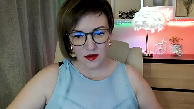 feliziaDesire online show from November 2025 02:06:01 PM