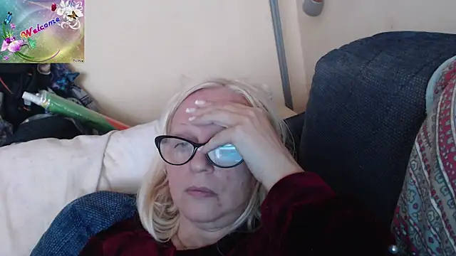 Snapshot of martachatte chatting on October 2025 07:40:02 AM martachatte online show from October 2025 07:40:02 AM