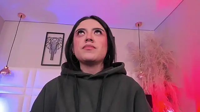 Rebeca jones online show from December 2025 12:14:01 PM