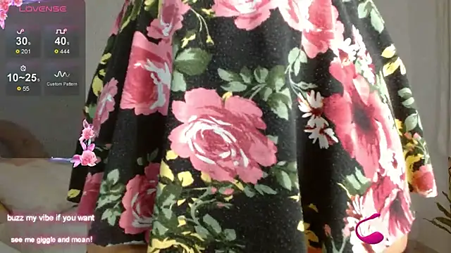 Nayade online show from September 2025 11:39:02 PM