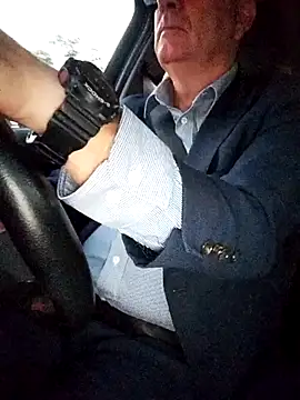 stiffandlubedxh online show from March 2026 08:14:02 PM