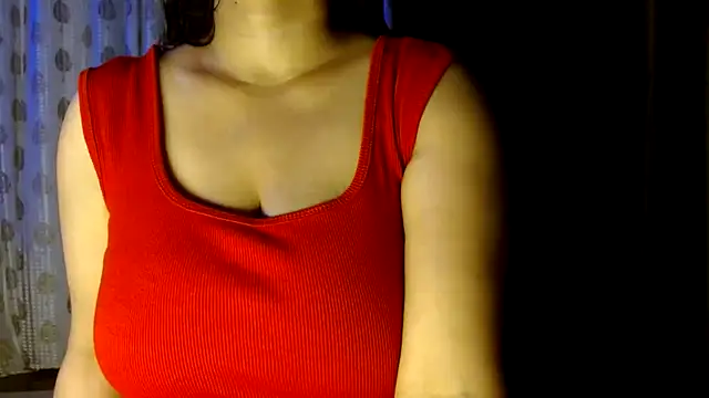 janifer001 online show from February 2026 12:39:01 AM