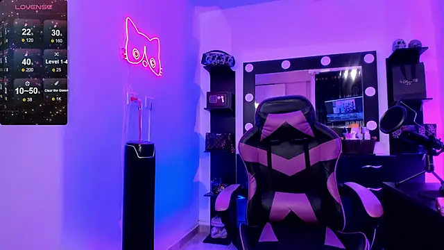 Snapshot of miss_kitty chatting on March 2026 08:14:01 PM miss kitty online show from March 2026 08:14:01 PM