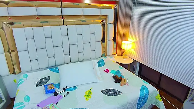 Snapshot of naughty_ebonyy chatting on January 2025 03:11:01 AM naughty ebonyy online show from January 2025 03:11:01 AM