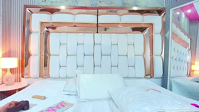 Snapshot of naughty_ebonyy chatting on February 2025 06:08:02 AM naughty ebonyy online show from February 2025 06:08:02 AM