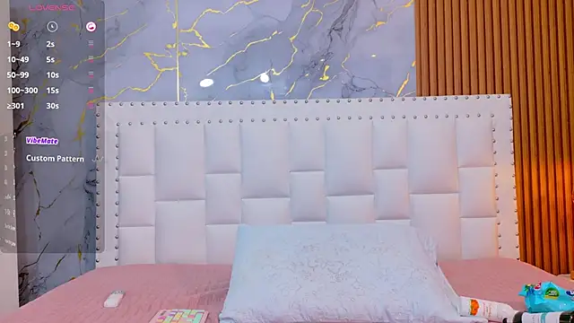 Snapshot of naughty_ebonyy chatting on September 2025 03:19:01 AM naughty ebonyy online show from September 2025 03:19:01 AM