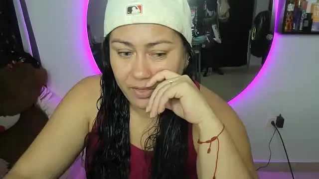 AliceFox Milf online show from April 2026 09:52:01 PM