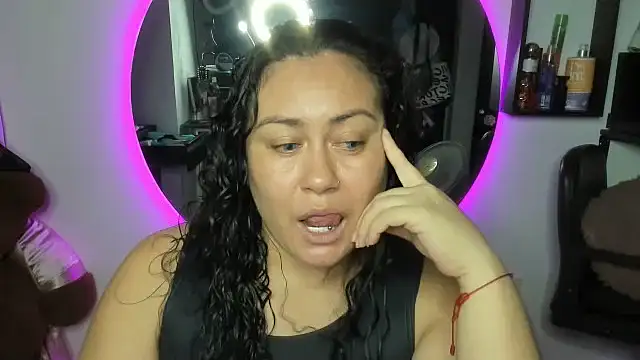 AliceFox Milf online show from April 2026 10:33:02 PM