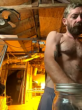 Snapshot of mandjpuff2 chatting on September 2025 09:48:01 PM mandjpuff2 online show from September 2025 09:48:01 PM