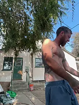 Snapshot of mandjpuff2 chatting on October 2025 09:17:02 PM mandjpuff2 online show from October 2025 09:17:02 PM