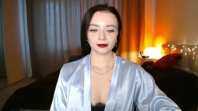 Snapshot of Shadow_Passion chatting on December 2024 08:05:01 AM Shadow Passion online show from December 2024 08:05:01 AM