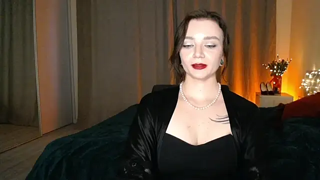 Snapshot of Shadow_Passion chatting on December 2024 10:45:02 AM Shadow Passion online show from December 2024 10:45:02 AM