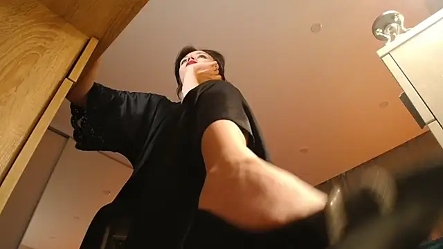 Snapshot of Shadow_Passion chatting on March 2025 01:18:02 PM Shadow Passion online show from March 2025 01:18:02 PM