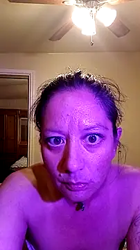 Snapshot of AnyaBest chatting on December 2024 01:19:02 PM AnyaBest online show from December 2024 01:19:02 PM