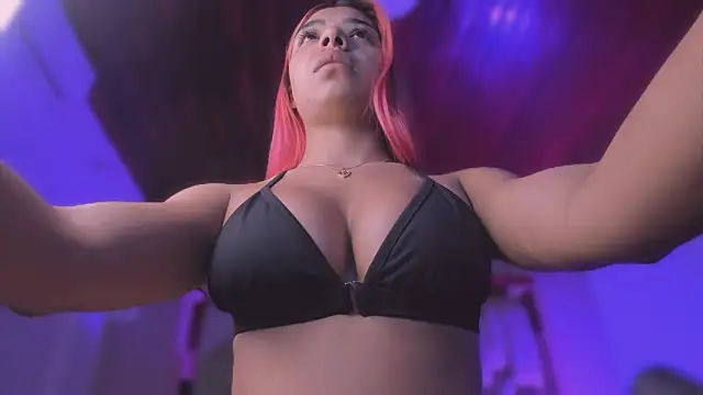 Snapshot of Emmily_Savage chatting on March 2026 12:17:02 PM Emmily Savage online show from March 2026 12:17:02 PM