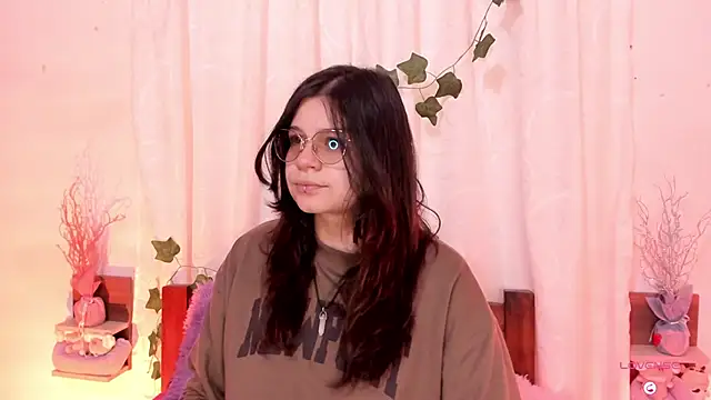 Mey moon online show from February 2025 05:06:01 PM