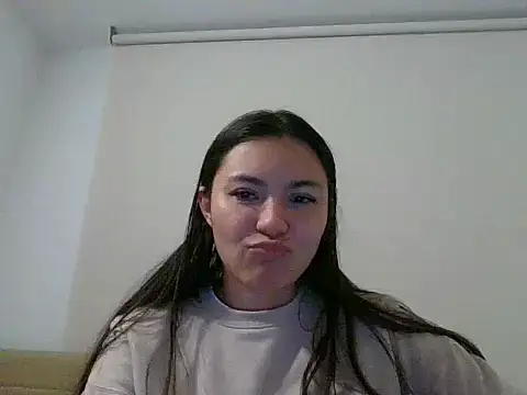 Snapshot of _andygirl chatting on April 2026 12:34:01 AM andygirl online show from April 2026 12:34:01 AM