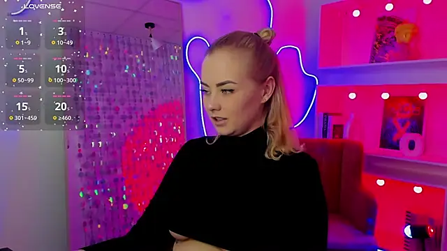 Snapshot of StephanieSweety chatting on March 2026 06:41:01 PM StephanieSweety online show from March 2026 06:41:01 PM