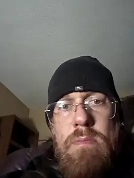 Geeznuts19 online show from November 2025 02:00:01 AM