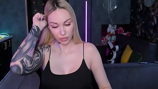 Blckmirrorr online show from February 2026 06:59:02 AM