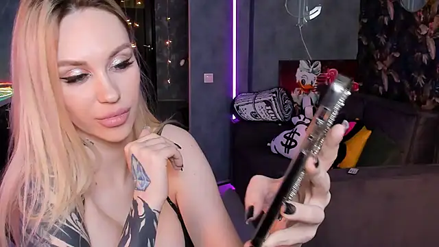 Blckmirrorr online show from March 2026 12:00:02 AM