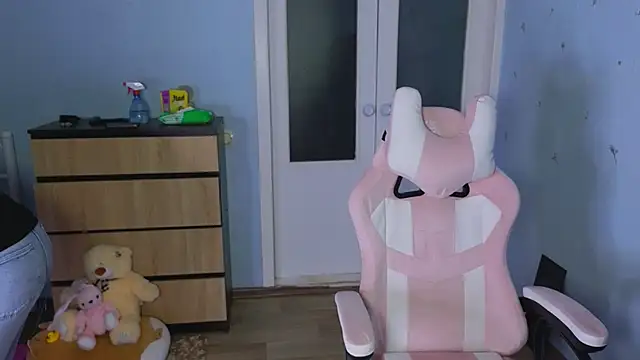   Samer  online show from February 2025 05:33:01 PM