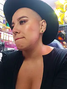 TamySweetness online show from March 2025 04:24:01 PM