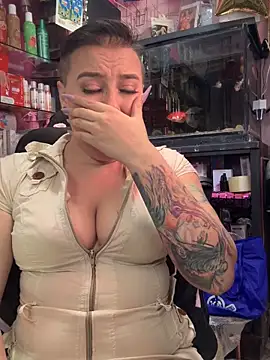 TamySweetness online show from October 2025 06:04:01 PM