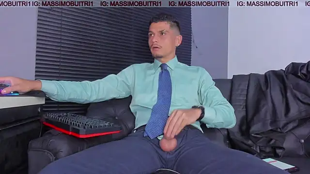 massimo g online show from March 2026 11:32:01 PM