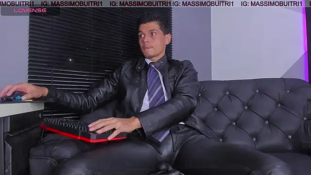 massimo g online show from April 2026 11:49:02 PM