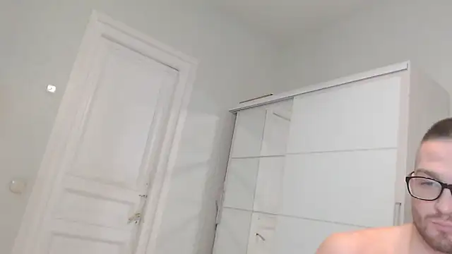 Marselle Laker online show from December 2024 09:33:02 AM