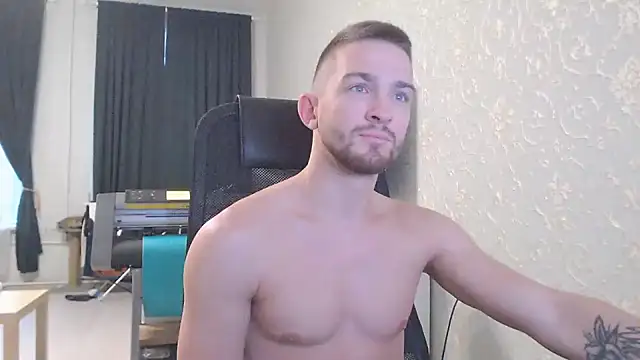 Marselle Laker online show from December 2024 11:32:02 AM