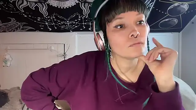 Snapshot of FRRANNKIE chatting on January 2025 10:51:02 PM FRRANNKIE online show from January 2025 10:51:02 PM